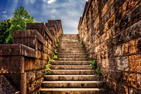 stairs-3614468_1920